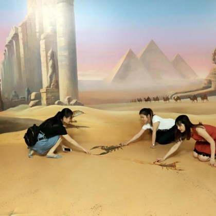 Bất Ngờ Nối Tiếp Bất Ngờ